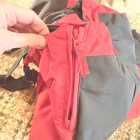 Helly Hansen Red and Black Snow Bib Size 4 - Picture 9 of 9